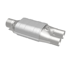 Load image into Gallery viewer, MagnaFlow Conv Univ 2.5inch/2inch single/dual w/ O2
