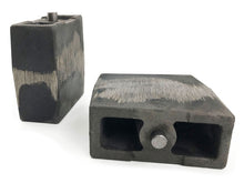 Load image into Gallery viewer, Tuff Country 94-01 Dodge Ram 1500 4wd 5.5in Cast Iron Lift Blocks Pair Lift Kits Tuff Country   
