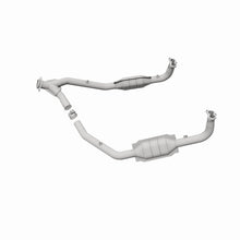 Load image into Gallery viewer, MagnaFlow Conv DF 97 Land Rover Defender 90 4.0L Y-Pipe Assy / 96-99 Discovery 4.0L Y-Pipe Assy
