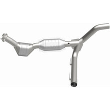 Load image into Gallery viewer, MagnaFlow Conv DF 97-98 Ford F-150 Pickup 4.2L P/S 4WD

