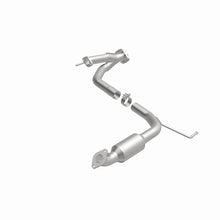 Load image into Gallery viewer, MagnaFlow Conv DF 05-09 Toyota Tacoma 4.0L D/S Rear (49 State)
