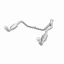 Load image into Gallery viewer, MagnaFlow Conv DF 95-99 Range Rover 4.0/4.6L GEMS Y-Pipe Assembly *NOT FOR SALE IN CALIFORNIA*

