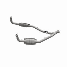 Load image into Gallery viewer, MagnaFlow Conv DF 97 Land Rover Defender 90 4.0L Y-Pipe Assy / 96-99 Discovery 4.0L Y-Pipe Assy

