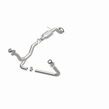Load image into Gallery viewer, MagnaFlow Conv DF 00-05 Blazer 4WD 4.3L
