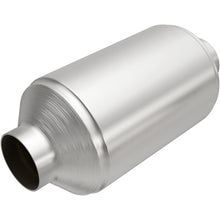 Load image into Gallery viewer, Magnaflow 2.25 CA 4in. Spun Universal Converter
