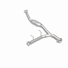 Load image into Gallery viewer, MagnaFlow Conv DF 03-05 Ford Expedition/05-06 Lincoln Navigator 5.4L P/S
