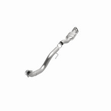 Load image into Gallery viewer, MagnaFlow Conv DF 03-07 GM 2500/3500 Passenger Side
