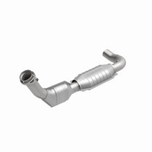 Load image into Gallery viewer, MagnaFlow Conv DF 97-98 Ford Exped 4.6L D/S
