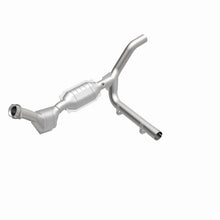 Load image into Gallery viewer, MagnaFlow Conv DF 97-98 Ford F-150 Pickup 4.2L P/S 4WD

