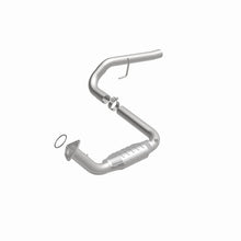 Load image into Gallery viewer, MagnaFlow Conv DF 02-06 Cadillac Escalade / 02-06 GM Yukon (Inc Denali)  6.0L D/S
