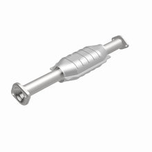 Load image into Gallery viewer, MagnaFlow Conv DF 01-03 Montero Sport Rear
