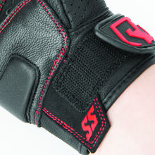 Load image into Gallery viewer, Speed and Strength Twist of Fate Leather Gloves Black/Red - Small Speed and Strength
