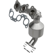 Load image into Gallery viewer, MagnaFlow Converter Direct Fit California Grade 04-06 Toyota Camry 3.3L
