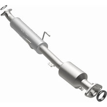 Load image into Gallery viewer, Magnaflow 07-10 Toyota Sienna 3.5L Direct Fit Converter
