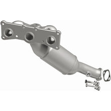 Load image into Gallery viewer, MagnaFlow California Converter Direct Fit 07-13 BMW 328i L6 3.0LGAS 3.75in Inlet 4in Outlet 2in Dia
