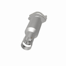 Load image into Gallery viewer, Magnaflow 10-11 Cadillac SRX 3.0L Direct Fit Converter
