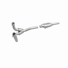 Load image into Gallery viewer, MagnaFlow Conv DF 88-95 Ford Trucks 5.8L V8

