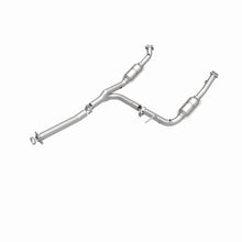 Load image into Gallery viewer, MagnaFlow Conv. DF 3/04-05 Ford Explorer 4.0L / 3/04-05 Mercury Mountaineer Y-Pipe Assembly
