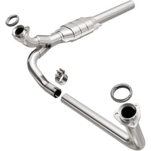Load image into Gallery viewer, MagnaFlow Conv DF Chevrolet/GMC 1500 1/2 Ton
