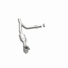 Load image into Gallery viewer, MagnaFlow CONV DF 99 F-150 5.4L V8 P/S 2WD
