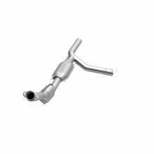 Load image into Gallery viewer, MagnaFlow Conv DF 97-99 E-150/250 4.6L P/S
