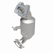 Load image into Gallery viewer, Magnaflow 14-16 Ram ProMaster 1500/2500/3500 V6 3.6L CARB Compliant DirectFit Catalytic Converter

