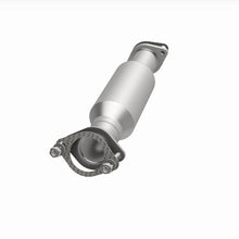 Load image into Gallery viewer, Magnaflow 07-09 Hyundai Santa Fe 3.3L Direct Fit Converter

