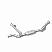 Load image into Gallery viewer, MagnaFlow Conv DF 99-00 F-150 4.2L V6 2WD P/
