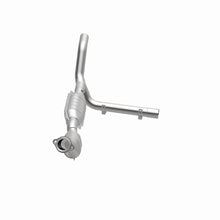 Load image into Gallery viewer, MagnaFlow Conv DF 97-98 Ford F-150 Pickup 4.2L P/S 4WD
