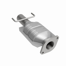 Load image into Gallery viewer, MagnaFlow Conv DF 95-02 Continental 4.6L rear
