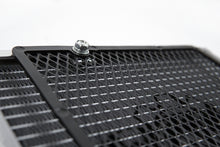 Load image into Gallery viewer, Photo - Close Up
