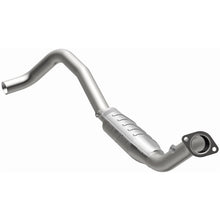 Load image into Gallery viewer, MagnaFlow Conv DF 04-05 Dodge Ram 1500 Pickup 5.7L D/S
