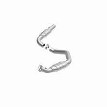 Load image into Gallery viewer, Magnaflow 2006 Chevrolet Express 2500 4.8L Direct Fit Converter
