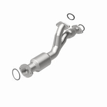 Load image into Gallery viewer, MagnaFlow Conv DF 93-97 Lexus GS300 / 92-98 SC300 3.0L Front

