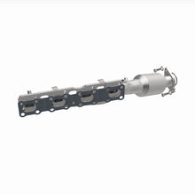 Load image into Gallery viewer, Magnaflow 05-06 Nissan Titan 5.6L Direct Fit Converter
