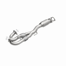 Load image into Gallery viewer, Magnaflow 04-07 Nissan Murano 3.5L Direct Fit Converter
