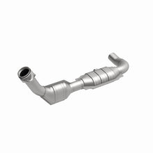 Load image into Gallery viewer, MagnaFlow Conv DF 99 F150 4.6L V8 D/S 2WD
