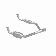 Load image into Gallery viewer, MagnaFlow Conv DF 94-95 Disc./Defender 3.9L
