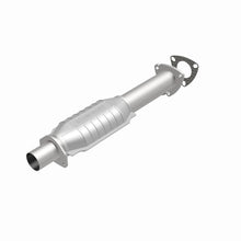 Load image into Gallery viewer, MagnaFlow Conv DF 95-98 GM S10 Pickup 4.3L
