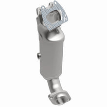 Load image into Gallery viewer, Magnaflow 11-16 Dodge Grand Caravan 3.6L Direct Fit Converter
