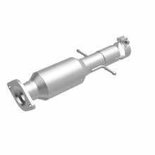 Load image into Gallery viewer, Magnaflow 09-12 Chevrolet Malibu 3.6L Direct Fit Converter
