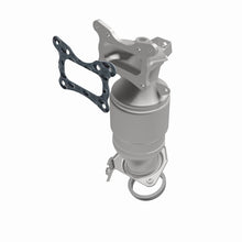 Load image into Gallery viewer, MagnaFlow 12-14 Honda CR-V 2.4L L4 GAS California Catalytic Converter Direct Fit
