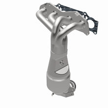 Load image into Gallery viewer, Magnaflow California Direct Fit Converter 09-10 Pontiac Vibe 2.4L
