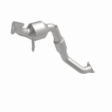 Load image into Gallery viewer, Magnaflow 07-10 Audi Q7 3.6L Direct Fit Converter
