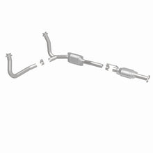 Load image into Gallery viewer, MagnaFlow Conv DF 96-97 Ford Aerostar 4.0L
