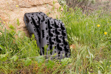 Load image into Gallery viewer, DV8 Offroad DV8 Xtract Mini Traction Board | Pair | Black
