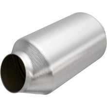 Load image into Gallery viewer, Magnaflow 2.25in. CA Spun Cen/Ang Universal Converter
