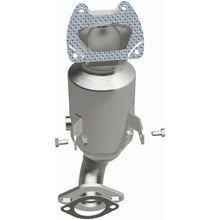 Load image into Gallery viewer, Magnaflow 14-16 Ram ProMaster 1500/2500/3500 V6 3.6L CARB Compliant DirectFit Catalytic Converter
