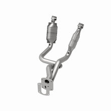 Load image into Gallery viewer, MagnaFlow Conv DF 05-07 Ford F250/F350 5.4L

