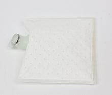 Load image into Gallery viewer, User 3
